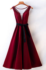 Handmade Bridesmaid Dress Burgundy V Neck Short Wedding Guest Dress