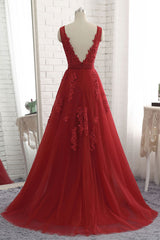 Handmade Bridesmaid DressBurgundy V Neck Tulle Lace Appliques Long Wedding Guest Dress