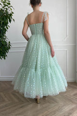 Handmade Bridesmaid DressGreen Sweetheart Neck Tulle Tea Length Wedding Guest Dress