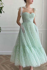 Handmade Bridesmaid DressGreen Sweetheart Neck Tulle Tea Length Wedding Guest Dress