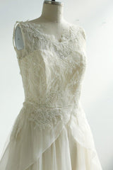 Handmade Ivory Round Neck Lace Chiffon Long Handmade Wedding Dress Lace Bridal Gown
