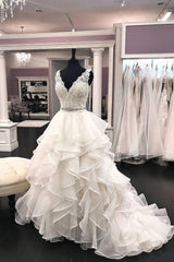 Handmade Ivory V Neck Tulle Lace Long Handmade Wedding Dress Tulle Lace Bridal Gown