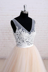 Handmade V Neck Lace Tulle Long Handmade Wedding Dress Bridal Gown