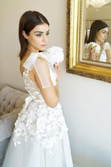 Handmade Wedding Dress Ivory V Neck Tulle Lace Long Evening Dress