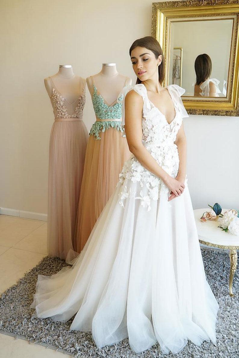 Handmade Wedding Dress Ivory V Neck Tulle Lace Long Evening Dress
