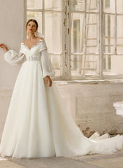 Illusion Neck Lace Long Sleeves Wedding Dress