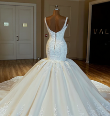 Ivory Mermaid/Trumpet Wedding Dress Appliques Bridal Dress