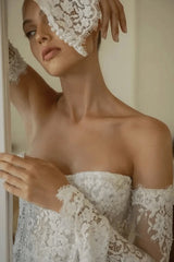 Ivory Sweetheart Wedding Dress Ivory Lace Appliqued Mermaid Bridal Gown with Detachable Sleeves