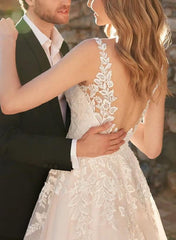 Lace Ball Gown Wedding Dress Featuring Tulle