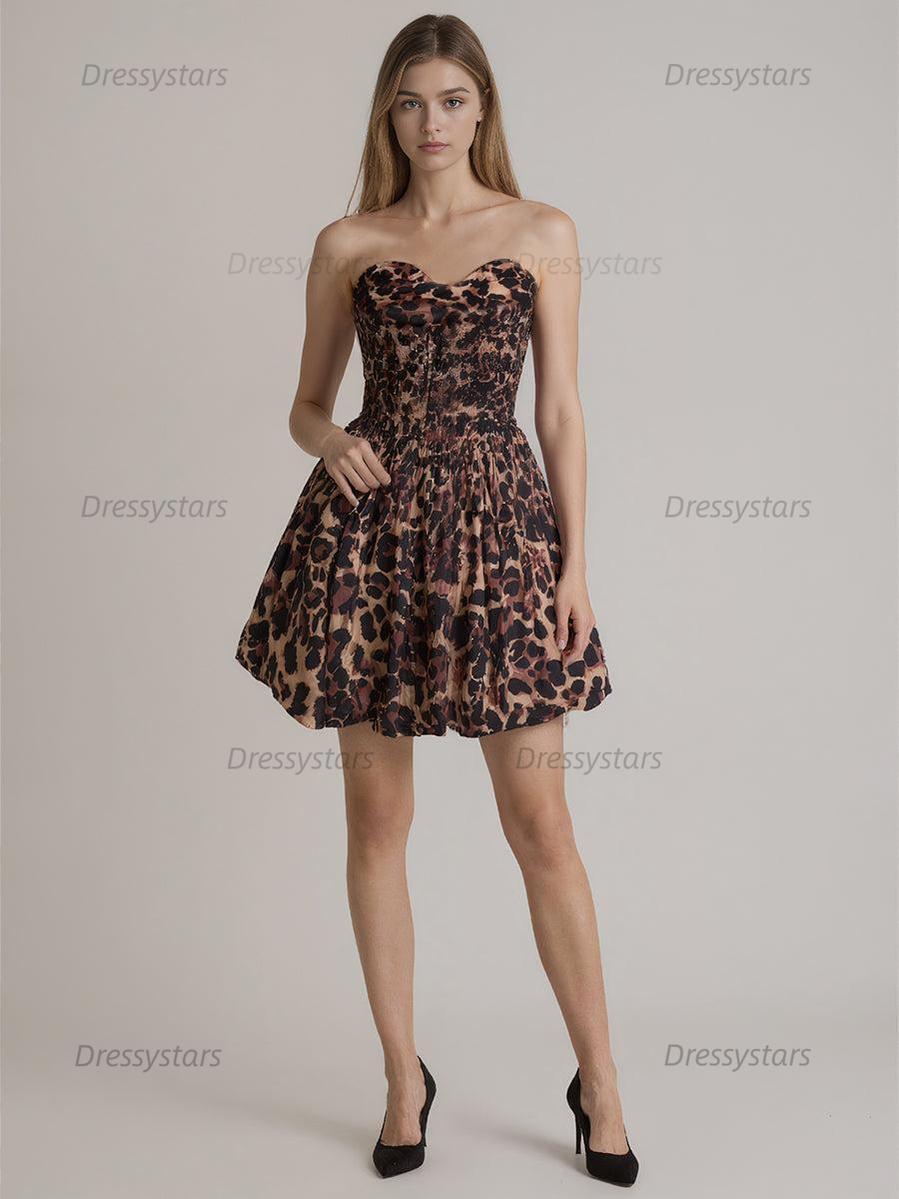 Dressystars Leopard Print Strapless Sweetheart Corset Short Homecoming Dress