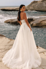 Long Ivory A Line Wedding Dress Strapless Appliques Tulle Bridal Gown