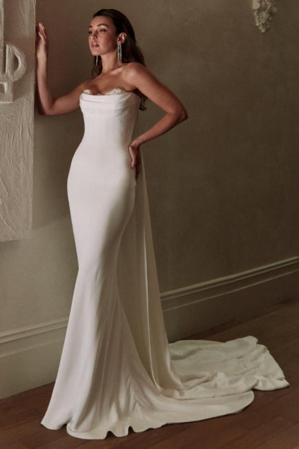 Long Ivory Wedding Dress Mermaid Strapless Satin Bridal Gown With Lace