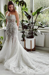 Long Mermaid Wedding Dress Strapless Lace Sequined Bridal Gown With Train