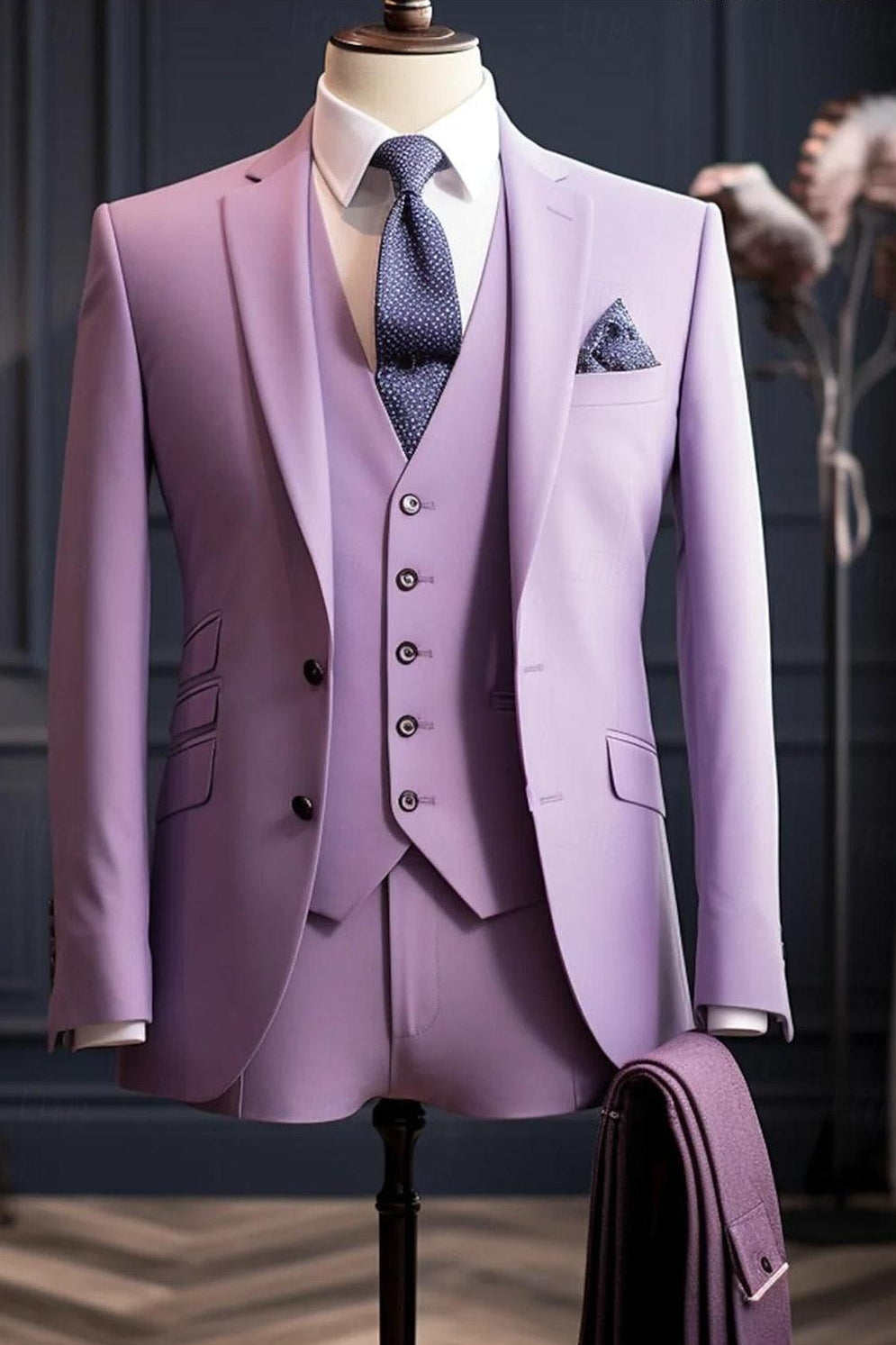 Men's Single-Breasted Two-Button Tailored Fit 3-Piece Wedding Suit