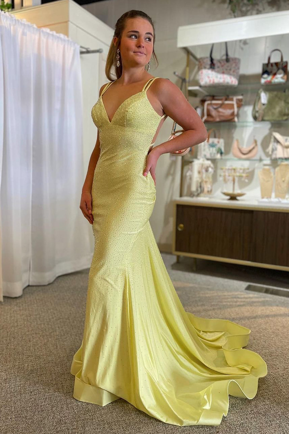 Mermaid Spaghetti Straps Yellow Prom Dress Sequined Long Evening Dress