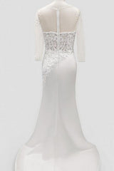 Mermaid V Neck Wedding Dress 3/4 Sleeves Satin Bridal Dress with Beaded Lace Appliques