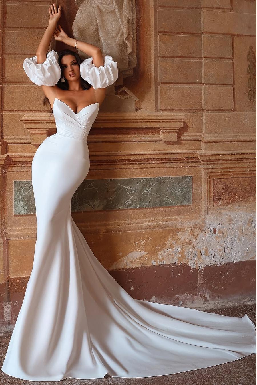 Mermaid Wedding Dress Sleeveless Satin Solid Sweetheart Satin Bridal Gown