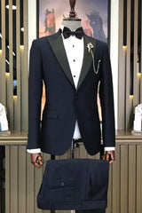 Navy Blue Peaked Lapel 2 Piece Prom Suit