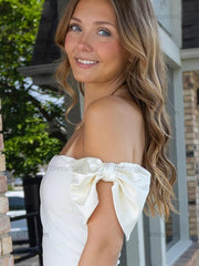Dressystars Off The Shoulder Short Homecoming Dress with Bow