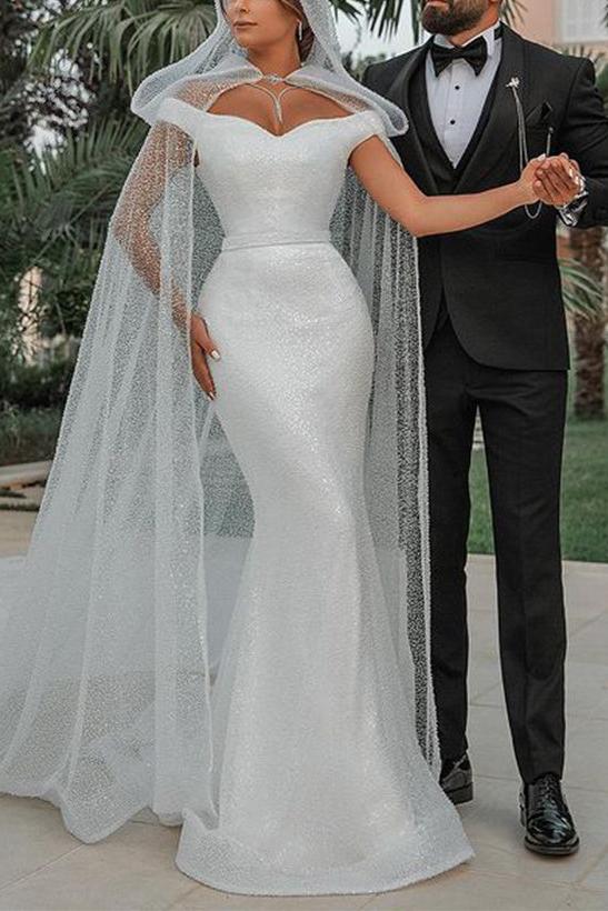 Off The Shoulder Sleeveless Sequined Trumpet/Mermaid Wedding Dress