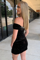 Off the Shoulder Black Cocktail Dress Tight Short Velvet Formal Dress with Slit