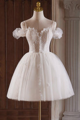 Off the Shoulder Homecoming Dress Sweetheart Neck Tulle Lace Light Champagne Short Party Cocktail Dress