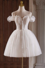 Off the Shoulder Homecoming Dress Sweetheart Neck Tulle Lace Light Champagne Short Party Cocktail Dress