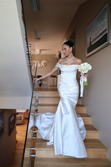 Dressystars Off The Shoulder Beach Wedding Dress Satin Mermaid Bridal Gown