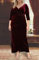 Plus Size V-Neck Princess A-Line Mother of the Bride Dress with 3/4 Sleeves and Asymmetrical Ruffles