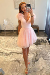 Pretty Homecoming Dress A Line DeepV neck Tulle with Chic Feather Styles Short Party Cocktail Dress
