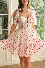 Pretty Homecoming Dress A Line Heart shaped Neck Tulle Short Party Cocktail Dress
