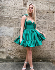 Pretty Homecoming Dress A Line Heart shaped with Ruffle Short Party Cocktail Dress