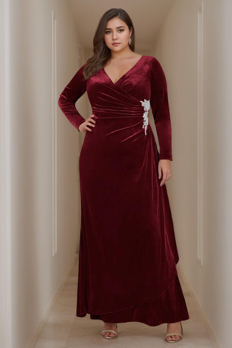 Princess A-Line V-Neck Floor-Length Plus Size Velvet Mother of the Bri Dressystars Princess A-Line V-Neck Floor-Length Plus Size Velvet Mother of the Bri Dressystars
