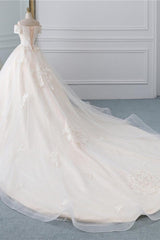 Princess Off the Shoulder Tulle Wedding Dress with Lace Appliques