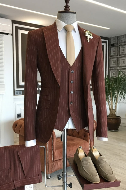 Rufous Three Piece Peaked Lapel Business Suit