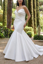 Satin Wedding Dress Elegant Trumpet/Mermaid Style Sleeveless