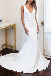 Satin Wedding Dress Elegant Trumpet/Mermaid V Neck Sleeveless