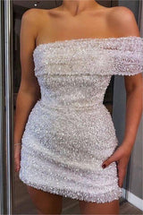 Shinning White Sequined Homecoming Dress One Shoulder Strapless Sleeveless Short Cocktail Dress