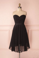 Simple Homecoming Dress Sweetheart Neck Chiffon Black Short Party Cocktail Dress