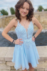 Sky Blue Homecoming Dress V neck Tulle with Delicate Appliques Short Party Cocktail Dress