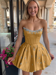 Dressystars Sparkly Satin A Line Short Corset Homecoming Dress with Rhinestones