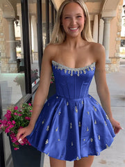 Dressystars Sparkly Satin A Line Short Corset Homecoming Dress with Rhinestones