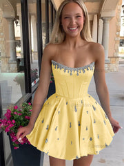 Dressystars Sparkly Satin A Line Short Corset Homecoming Dress with Rhinestones