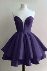 Strapless Sweetheart Homecoming Dress Sleeveless Pleated Short Cocktail Dress With Ruffles