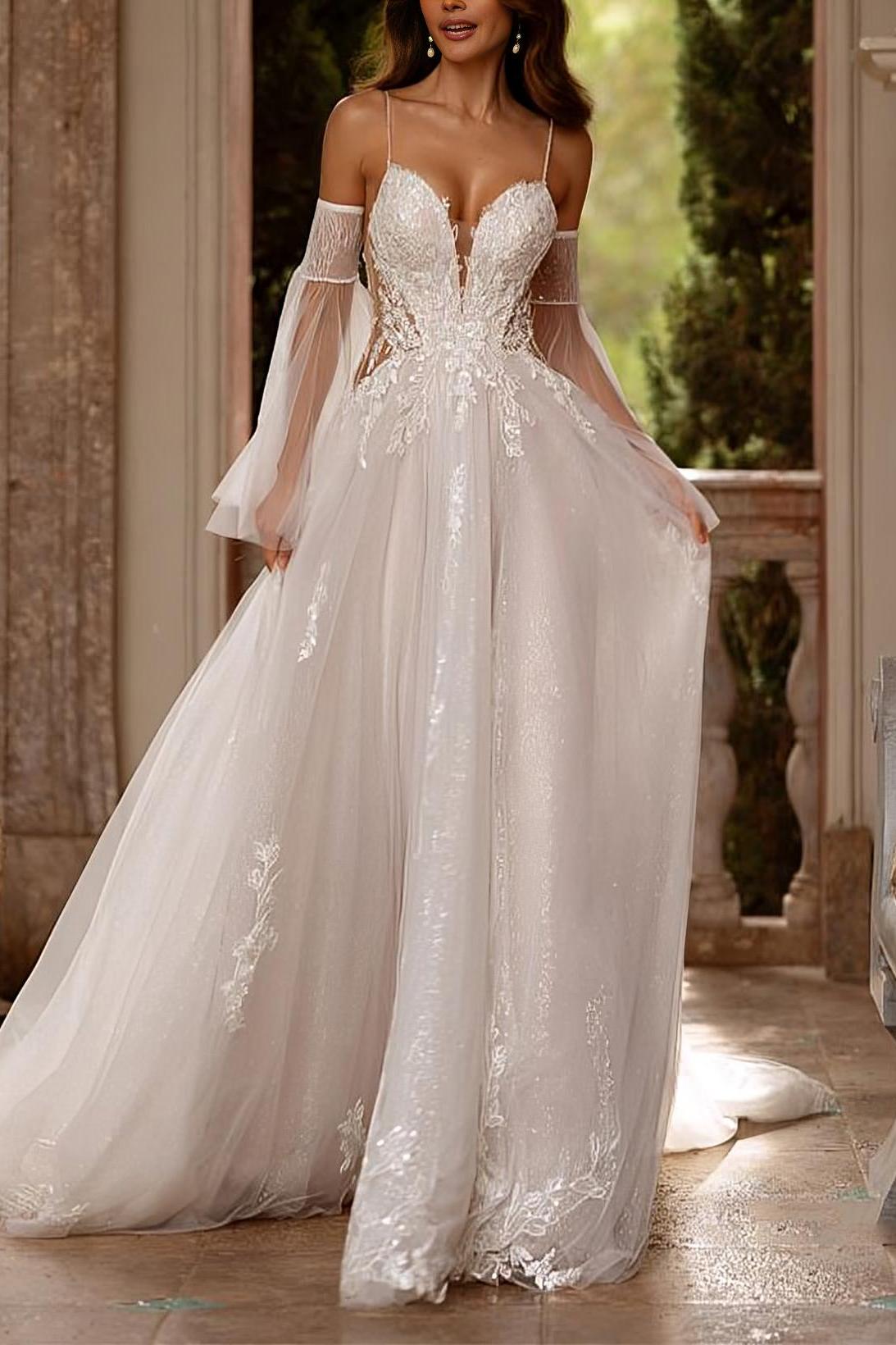 Sweetheart Court Train Wedding Dress With Appliques Lace