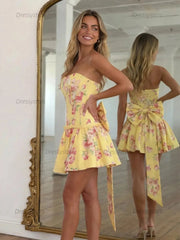 Dressystars Sweetheart Floral Print Corset Short Dress with Giant Back Bow Homecoming Dresses
