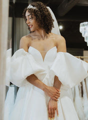 Sweetheart Satin Wedding Dress With Short Sleeves