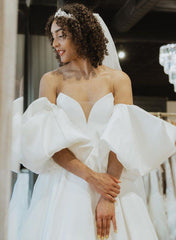 Sweetheart Satin Wedding Dress With Short Sleeves