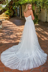 Sweetheart Sleeveless Sweep Train Tulle Wedding Dress