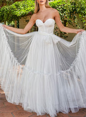 Sweetheart Sleeveless Sweep Train Tulle Wedding Dress
